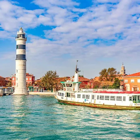 Appartamento In 54740 *